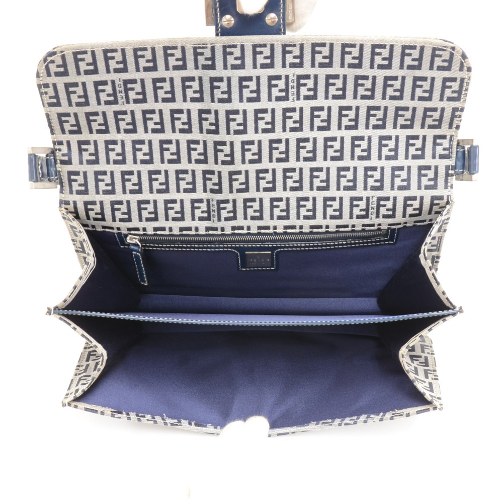 Fendi Zucca Canvas Clutch Bag (SHG-14217) – ZAK BAGS ©️