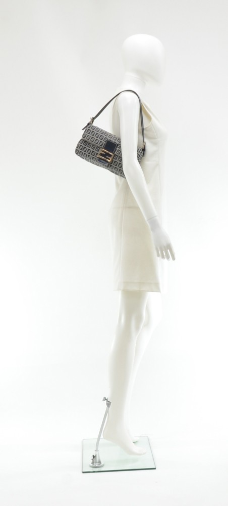 Handbags Fendi Fendi Zucca Canvas Nano Baguette Chain Shoulder Bag Leather White Auth 47061