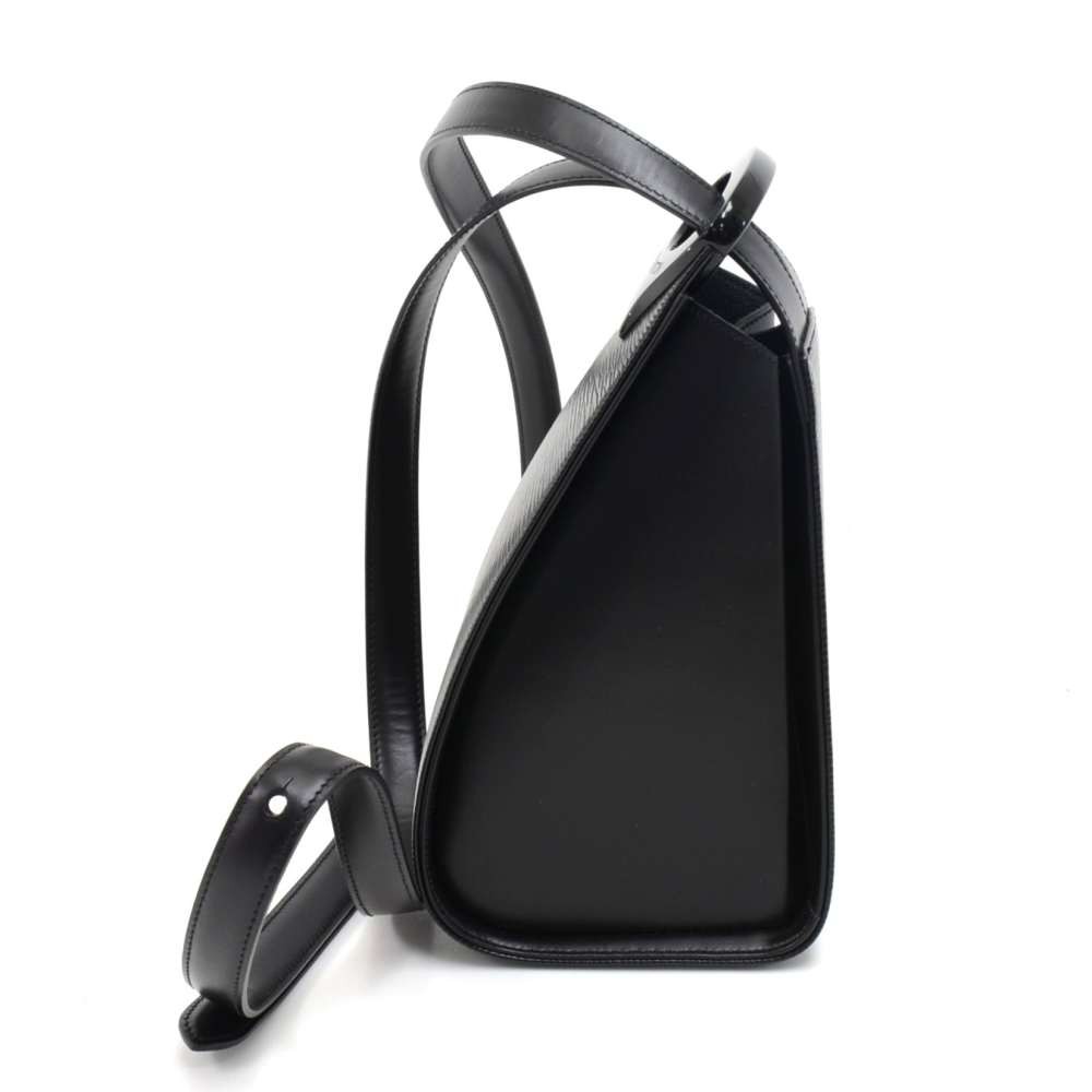 Louis Vuitton - Black Epi Leather Minuit Bag, € 750,- (6365