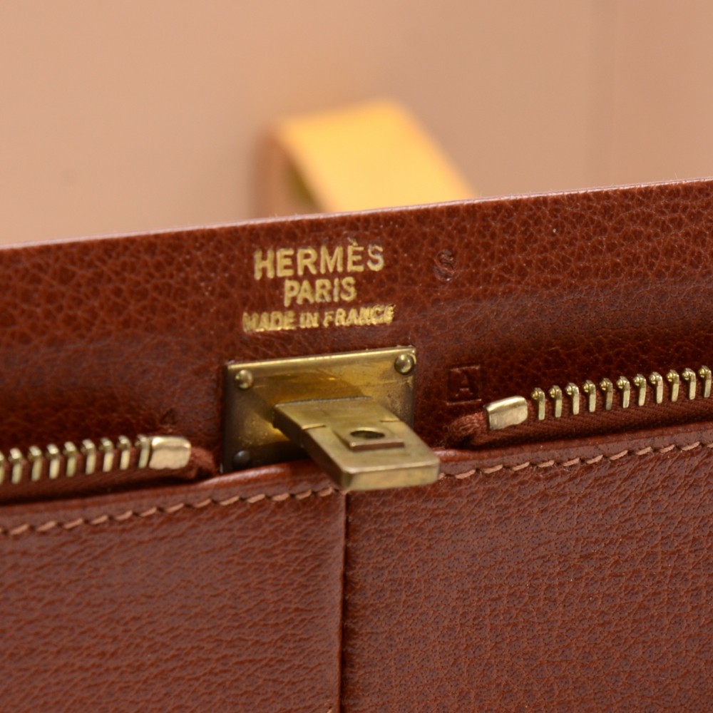 Hermès VINTAGE HERMES TRAVEL HANDBAG IN CANVAS & BEIGE LEATHER