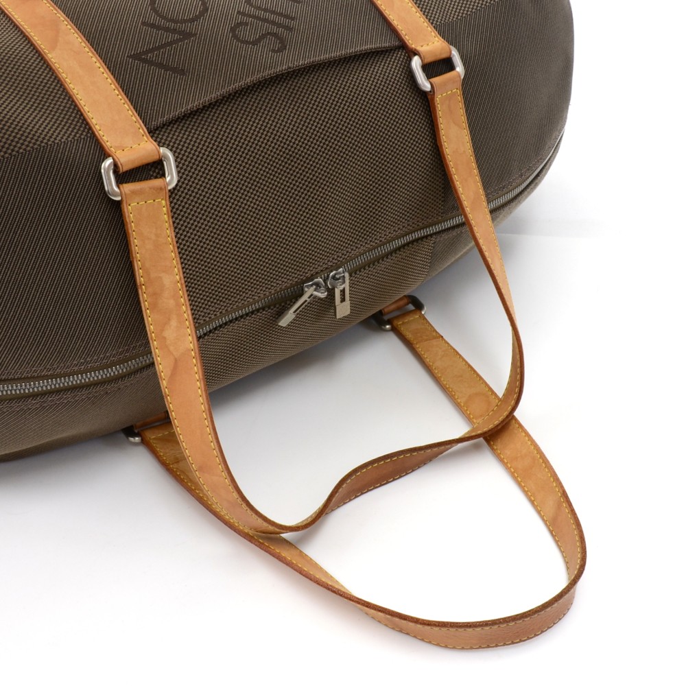 Louis Vuitton Damier Geant Attaquant Duffle Bag - Black Weekenders, Bags -  LOU759725
