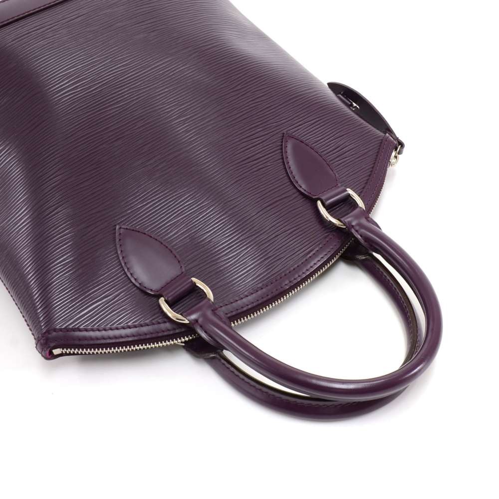 Louis Vuitton Purple Epi Pochette Accessoires Leather ref.190040 - Joli  Closet