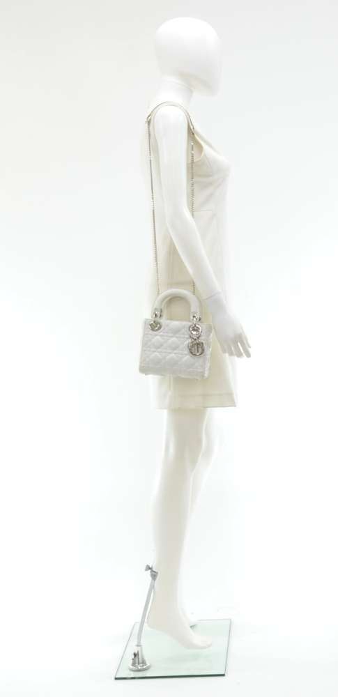 Christian Dior Vintage 1997 Lady Dior White Leather Cannage Large Bag –  Amarcord Vintage Fashion
