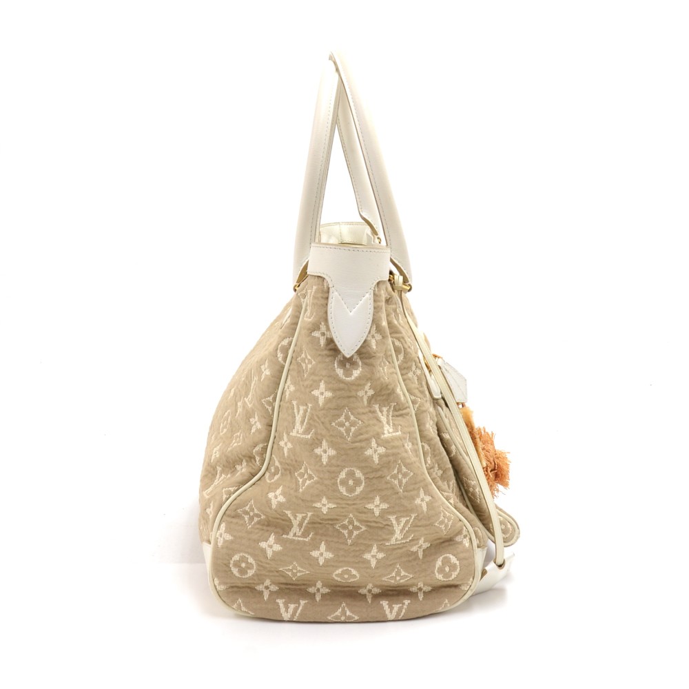 Louis Vuitton Beige Bag - 227 For Sale on 1stDibs  lv bag beige, louis  vuitton beige purse, lv beige bag