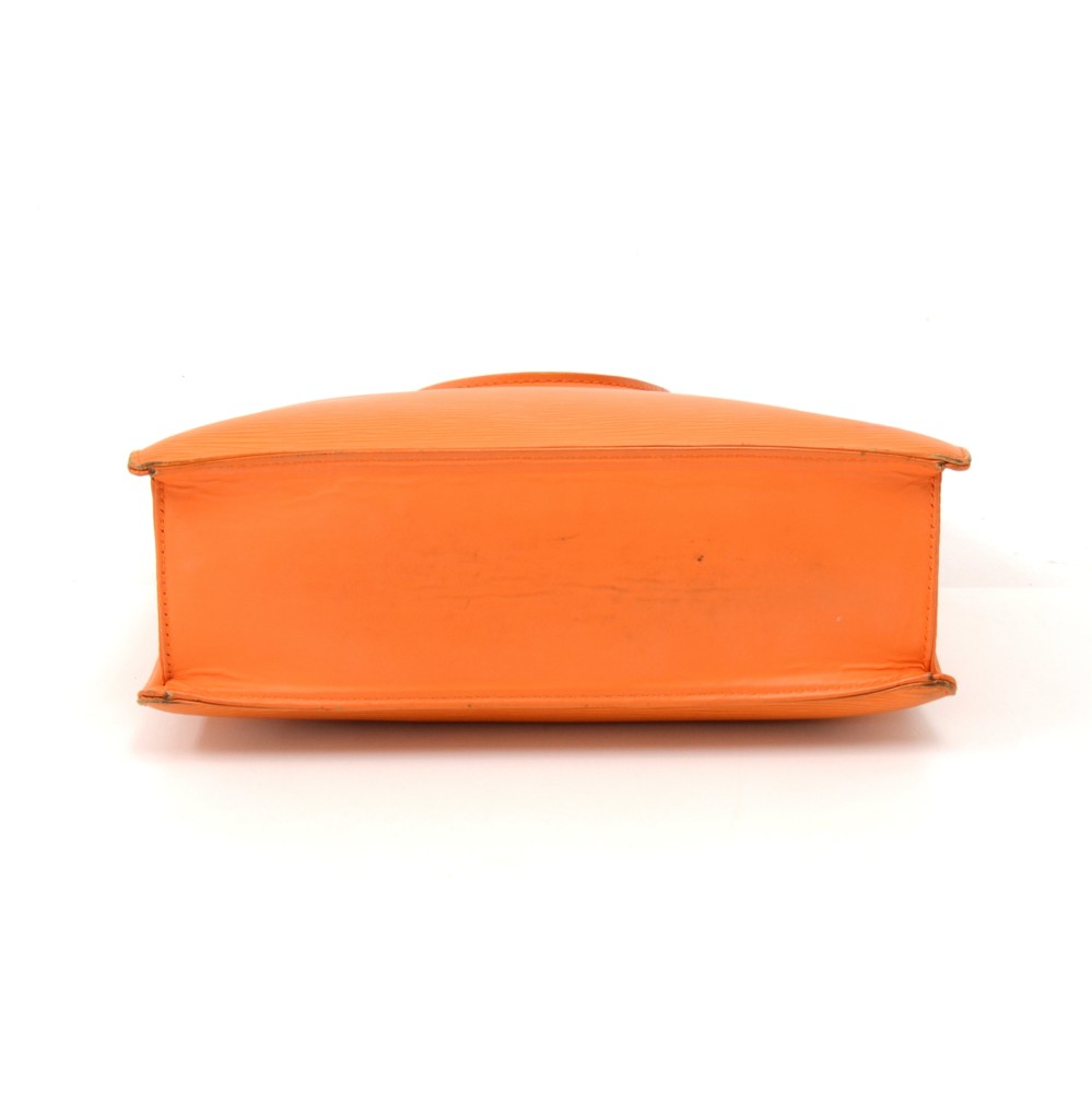 Louis Vuitton Orange Epi Sac Plat Bag at 1stDibs  orange plat, louis  vuitton orange bag, louis vuitton orange tote bag