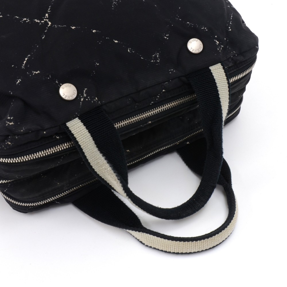 Chanel Black/White Handbag - VeryVintage – Very Vintage