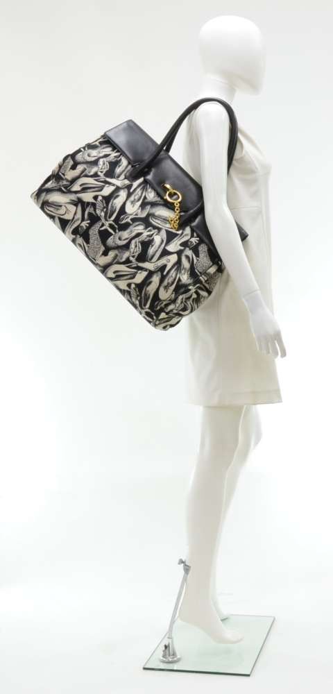 Others Salvatore Ferragamo Black & White Shoe Print Birkin Style