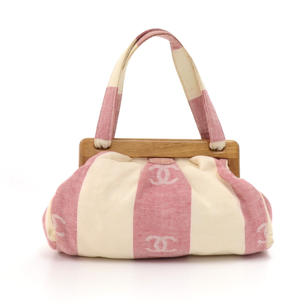 Chanel woven straw handbag  Bags, Straw handbags, Vintage chanel