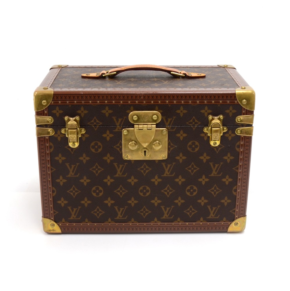 Lot - Vintage Louis Vuitton Fitted Travel Bar Case