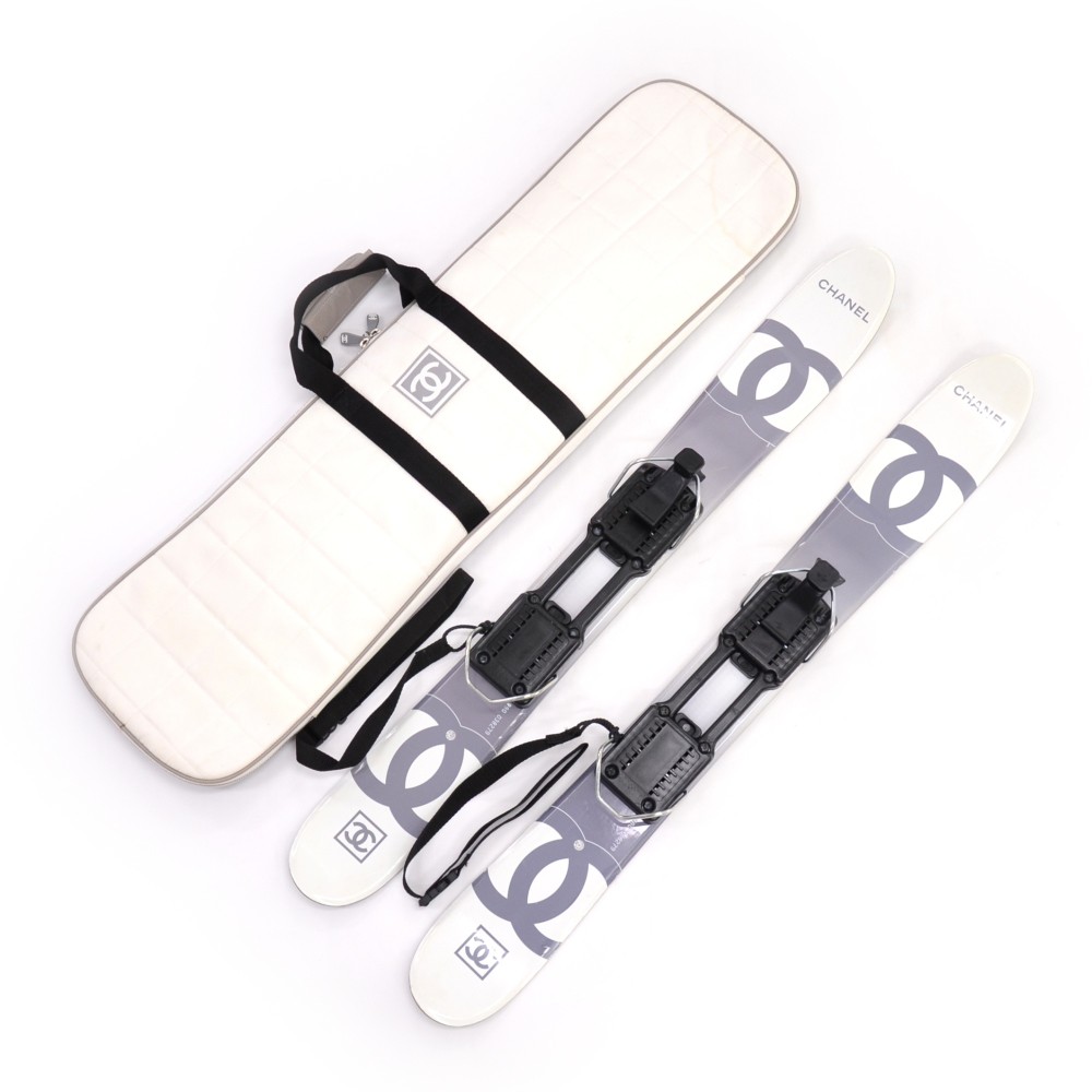 Chanel Chanel Snow Line CC logo White & Gray Short Skis & Carry Case