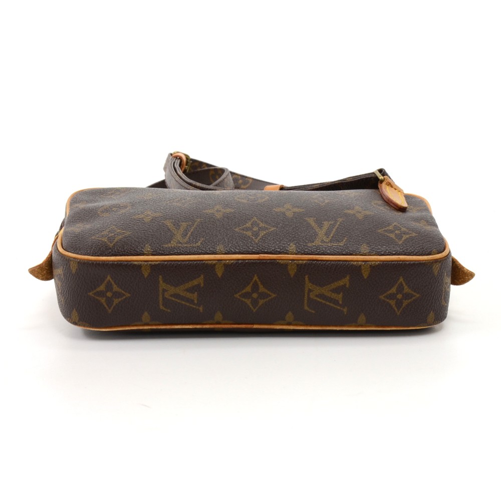 Louis Vuitton Vintage Brown Monogram Pochette Marly Bandoulière Canvas  Crossbody Bag, Best Price and Reviews