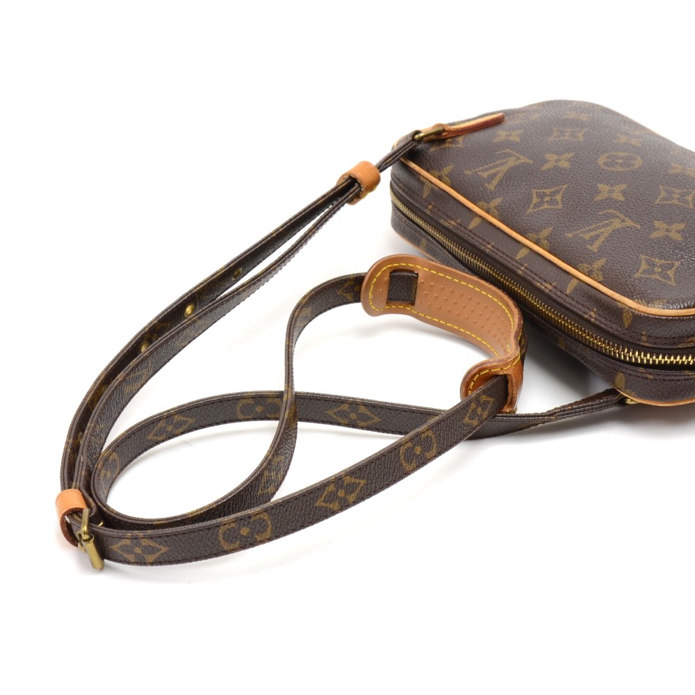 Marly vintage leather crossbody bag Louis Vuitton Brown in Leather -  37072371