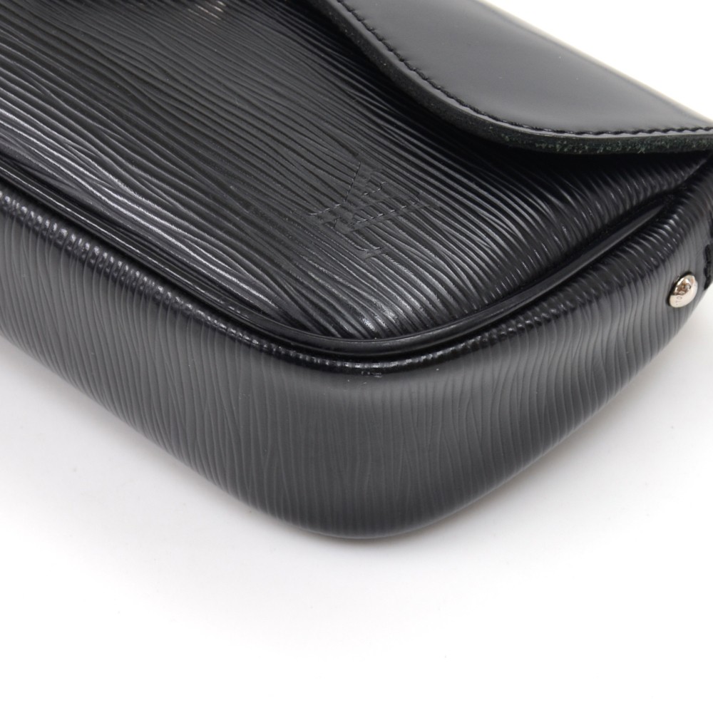 Louis Vuitton Vintage - Epi Pochette Montaigne Bag - Black - Leather and  Epi Leather Handbag - Luxury High Quality - Avvenice