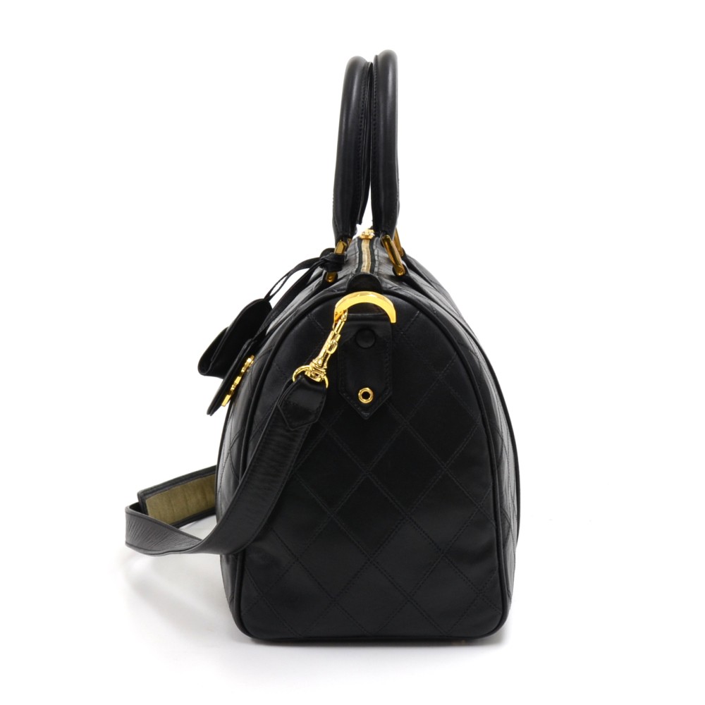 Chanel Black Shoulder Bags