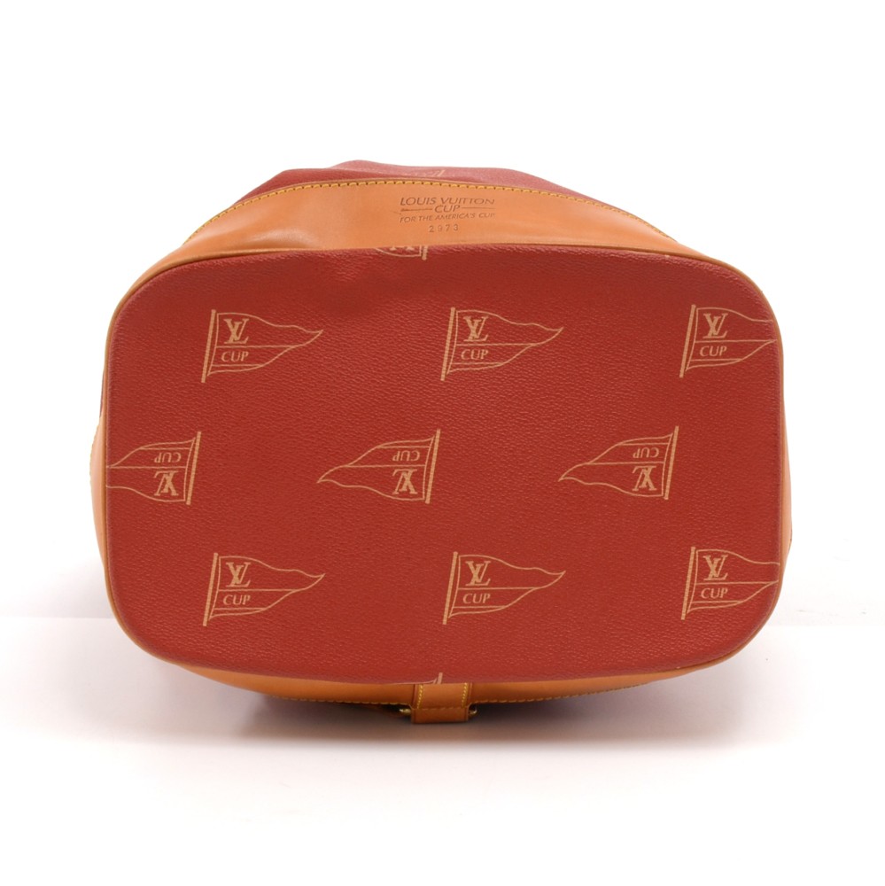 Auth Louis Vuitton Saint Tropez America's Cup Shoulder Bag 9E120090F