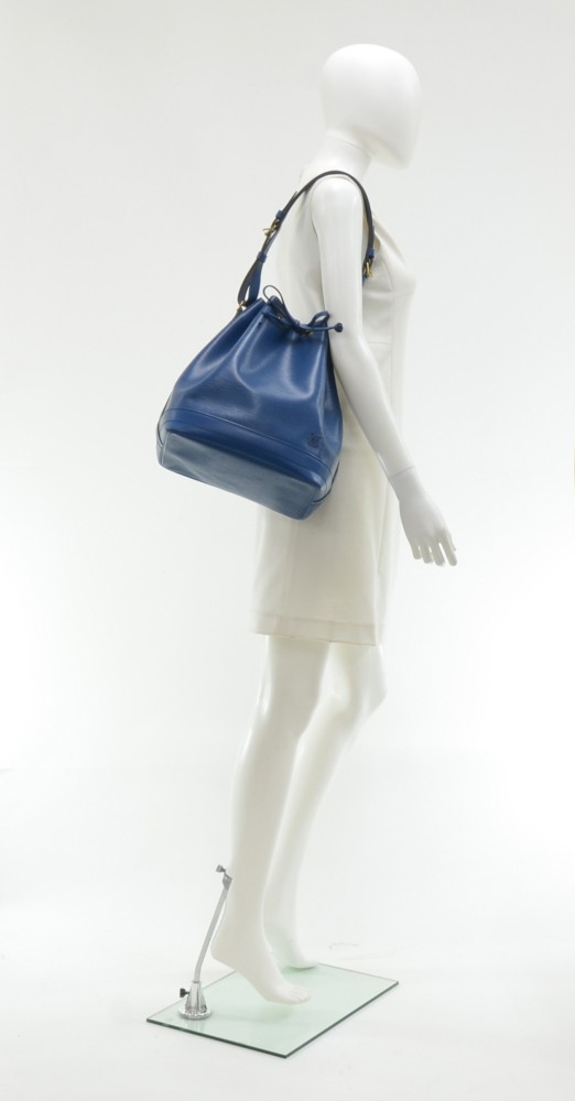 Louis Vuitton Vintage Epi Leather Noe Shoulder Bag (SHF-20452) – LuxeDH
