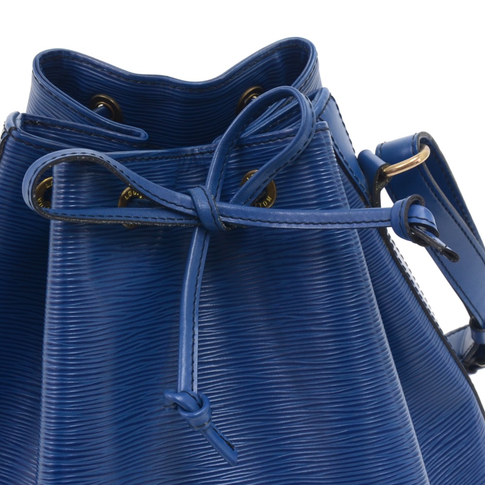 LOUIS VUITTON Epi Noe Large Shoulder Bag Vintage Blue M58005 Vintage AR 915