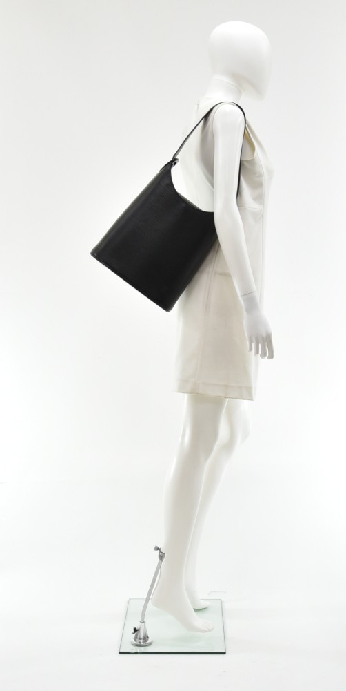 Verseau leather handbag Louis Vuitton Black in Leather - 37141440
