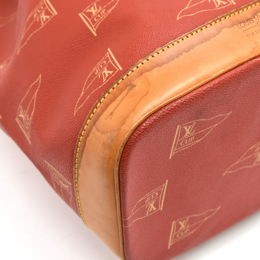 Louis Vuitton Saint Tropez Red Canvas Shoulder Bag (Pre-Owned)