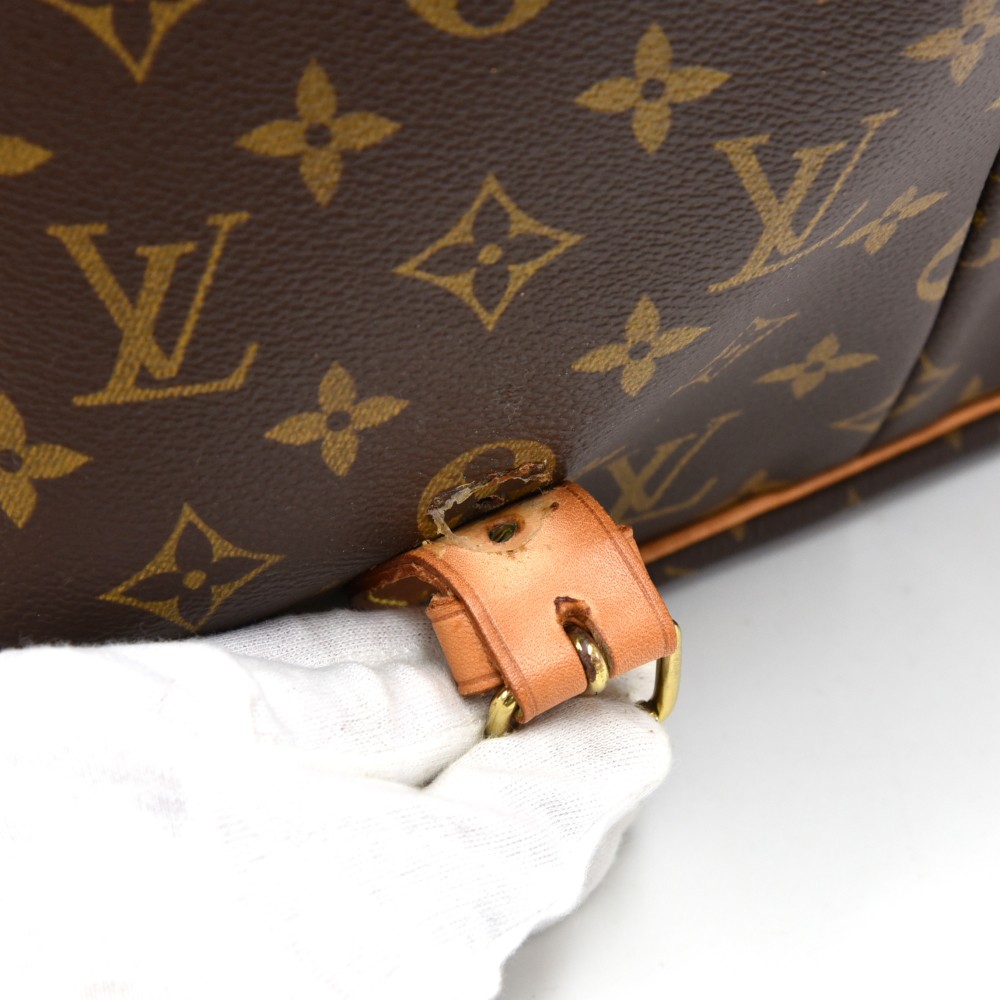 Louis Vuitton M42248 Monogram Canvas Sac Gibeciere Messenger/ Crossbody Bag  (AR1901)