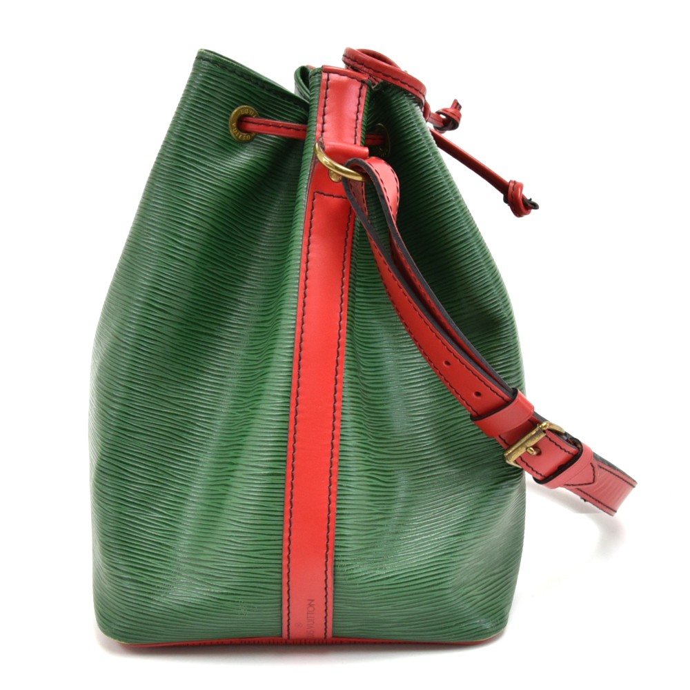 Louis Vuitton Bicolor Green x Red Petite Noe Drawstring Bucket Hobo Bag 862671
