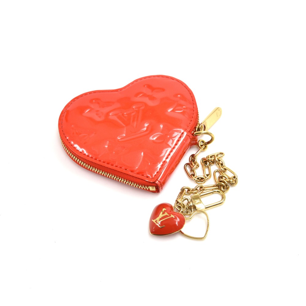 LOUIS VUITTON Vernis Coeur Heart Coin Purse Pomme D'Amour 434642