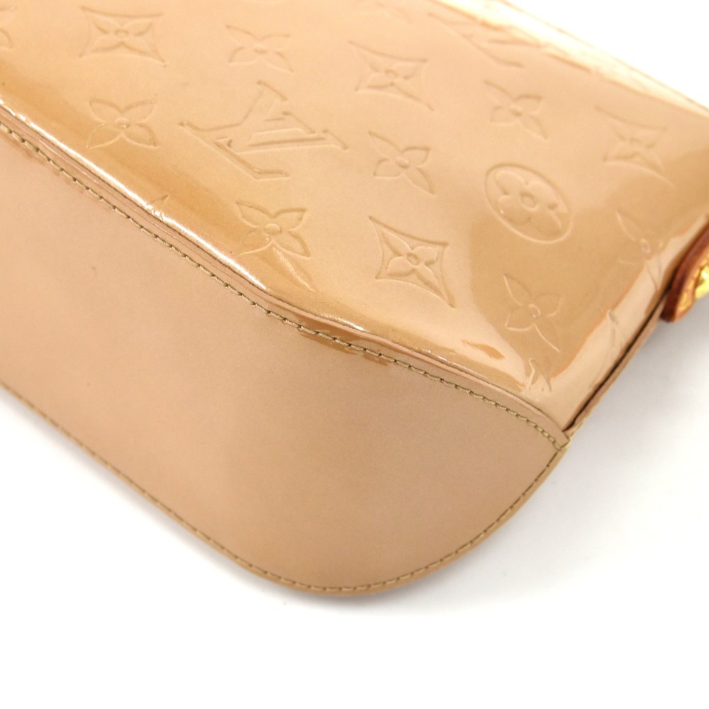 Louis Vuitton Monogram Vernis Minna Street M91508 Beige Leather Pony-style  calfskin ref.962262 - Joli Closet