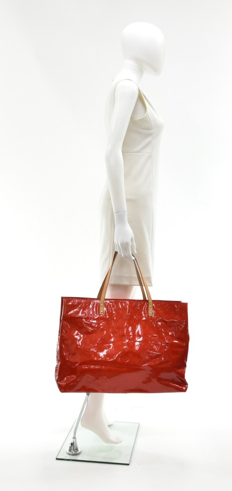 Louis Vuitton Red Monogram Vernis Reade GM Bag Louis Vuitton