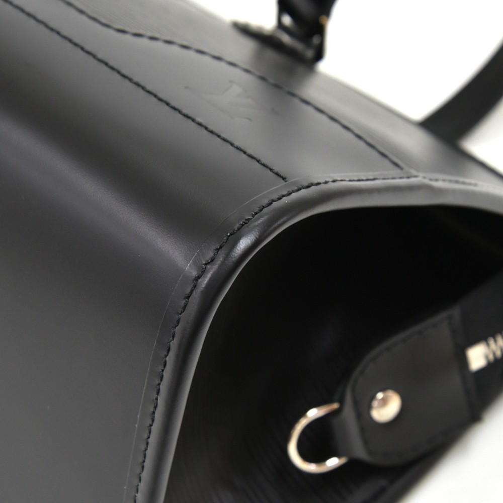 Louis Vuitton Vintage - Epi Madeleine PM Bag - Black - Leather and Epi Leather  Handbag - Luxury High Quality - Avvenice