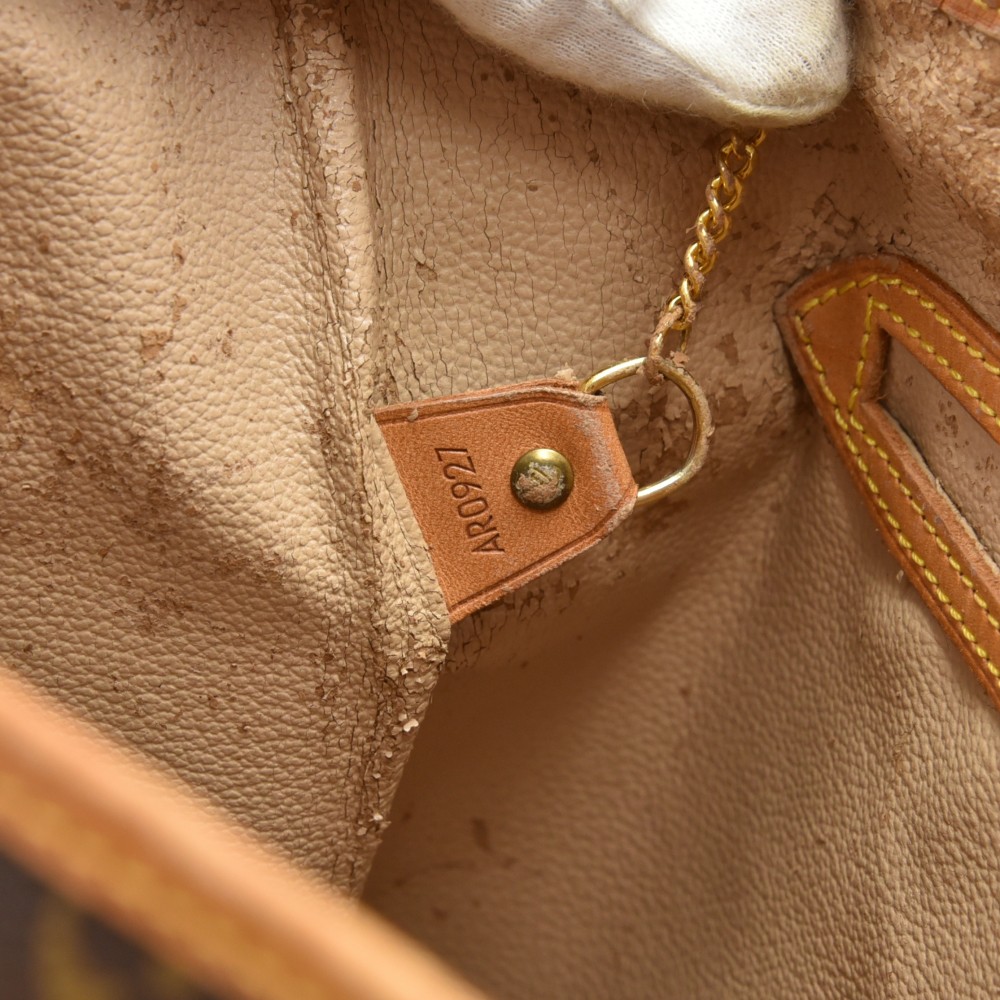 How I Clean My Preloved Vintage Louis Vuitton Handbag Sticky Peeling Lining