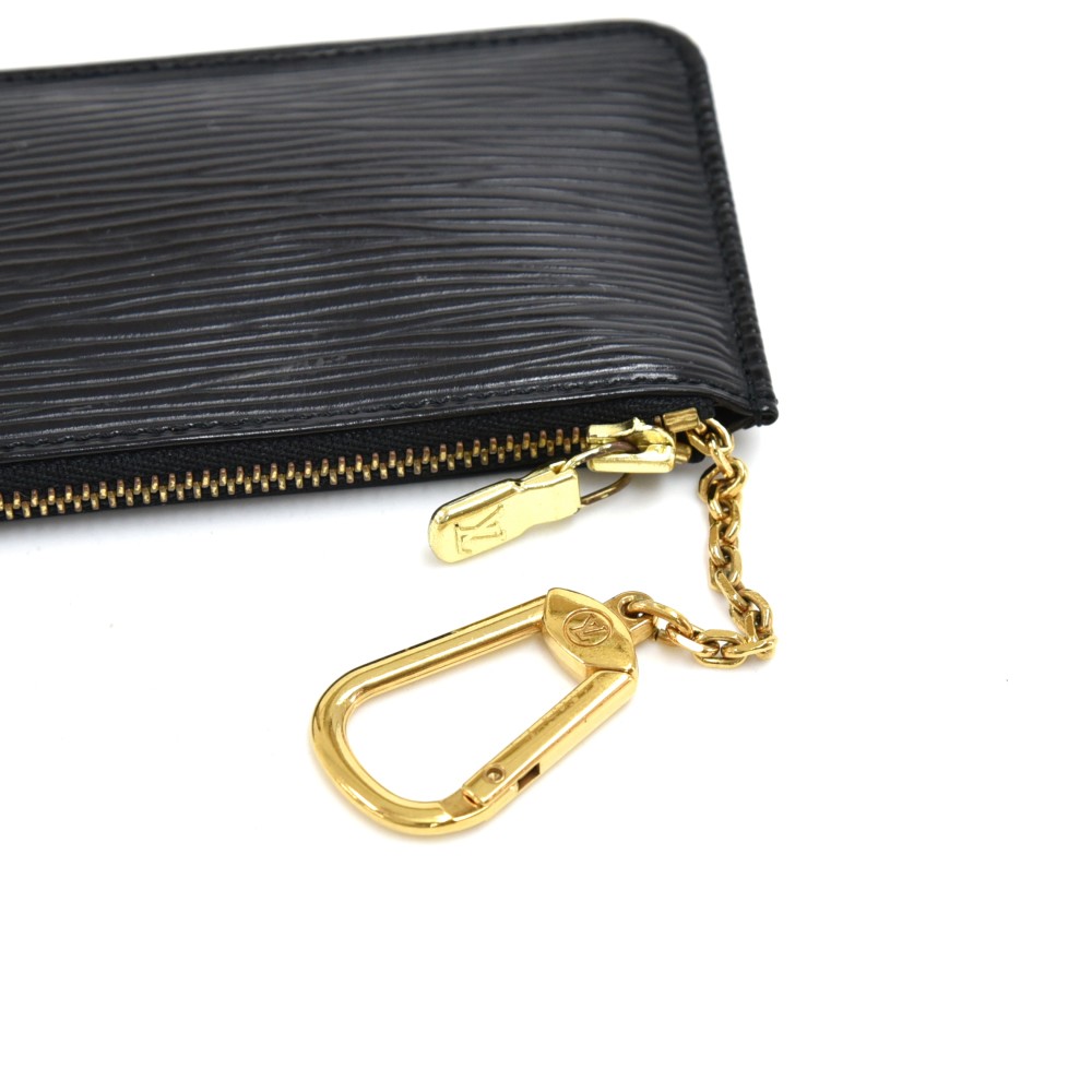 Louis Vuitton Black x Silver Epi Leather Key Pouch Pochette Cles 71lz718s  For Sale at 1stDibs
