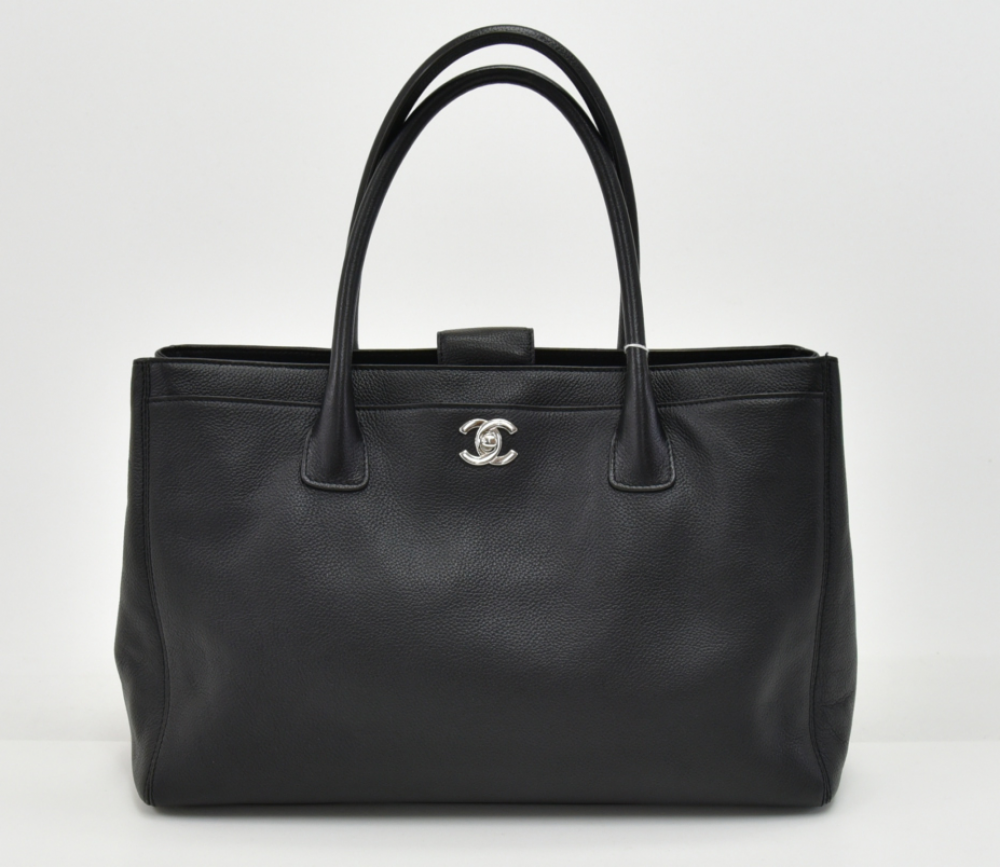 Chanel Y2- 22 Chanel Cerf Black Caviar Leather Tote Bag