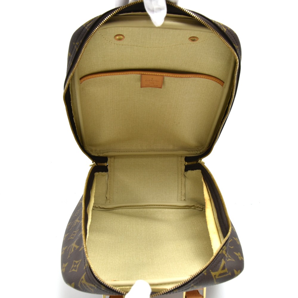 Louis Vuitton Vintage LV Monogram Excursion Travel Shoe Bag w/ Padlock and  Dustbag at 1stDibs