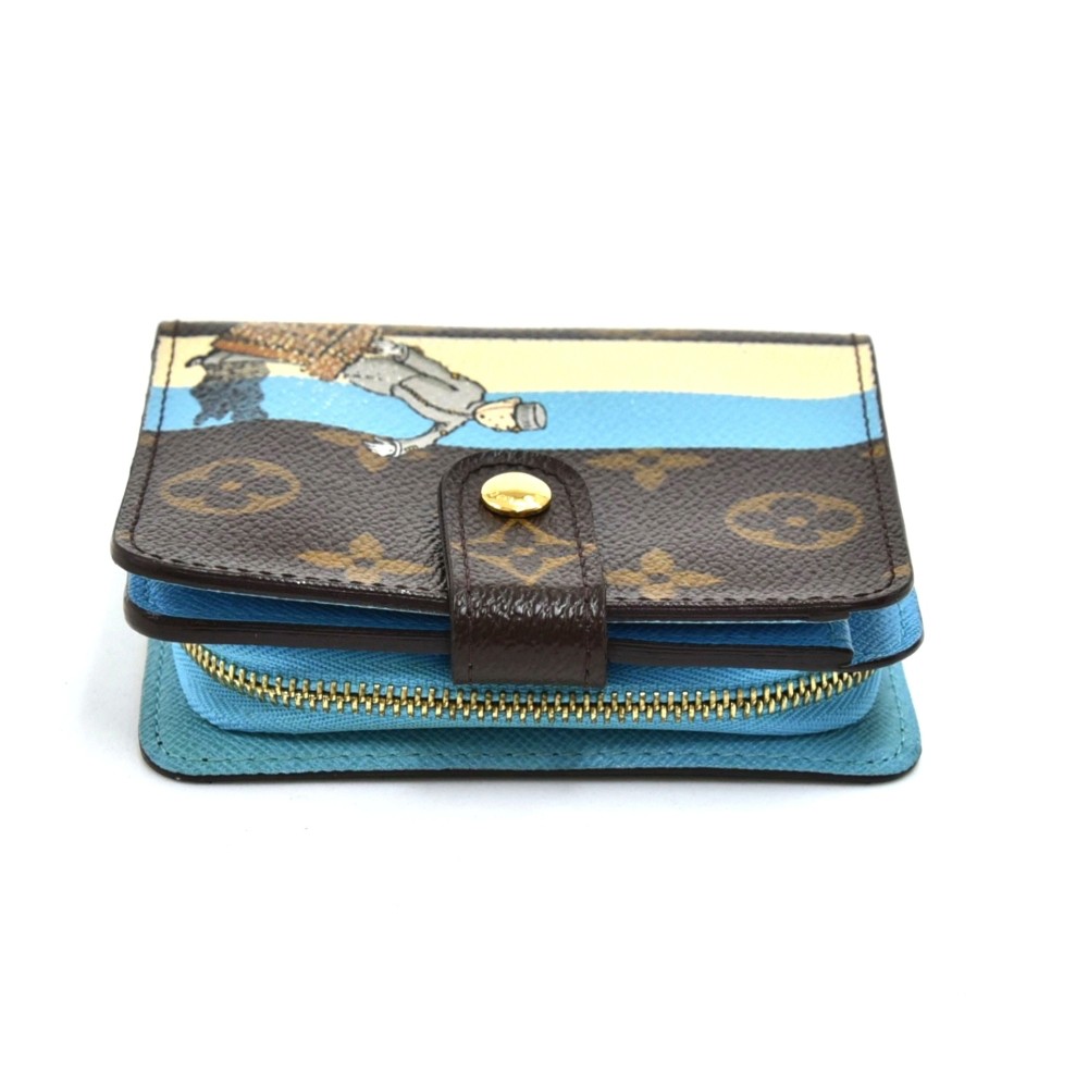 Louis Vuitton Travel Wallet for Sale in Clifton, NJ - OfferUp