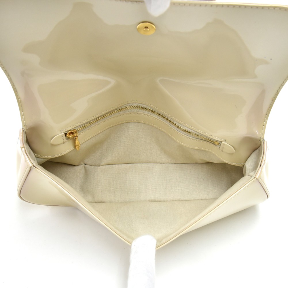 Sobe Grive Ivory Vernis Leather Clutch Bag – L'UXE LINK