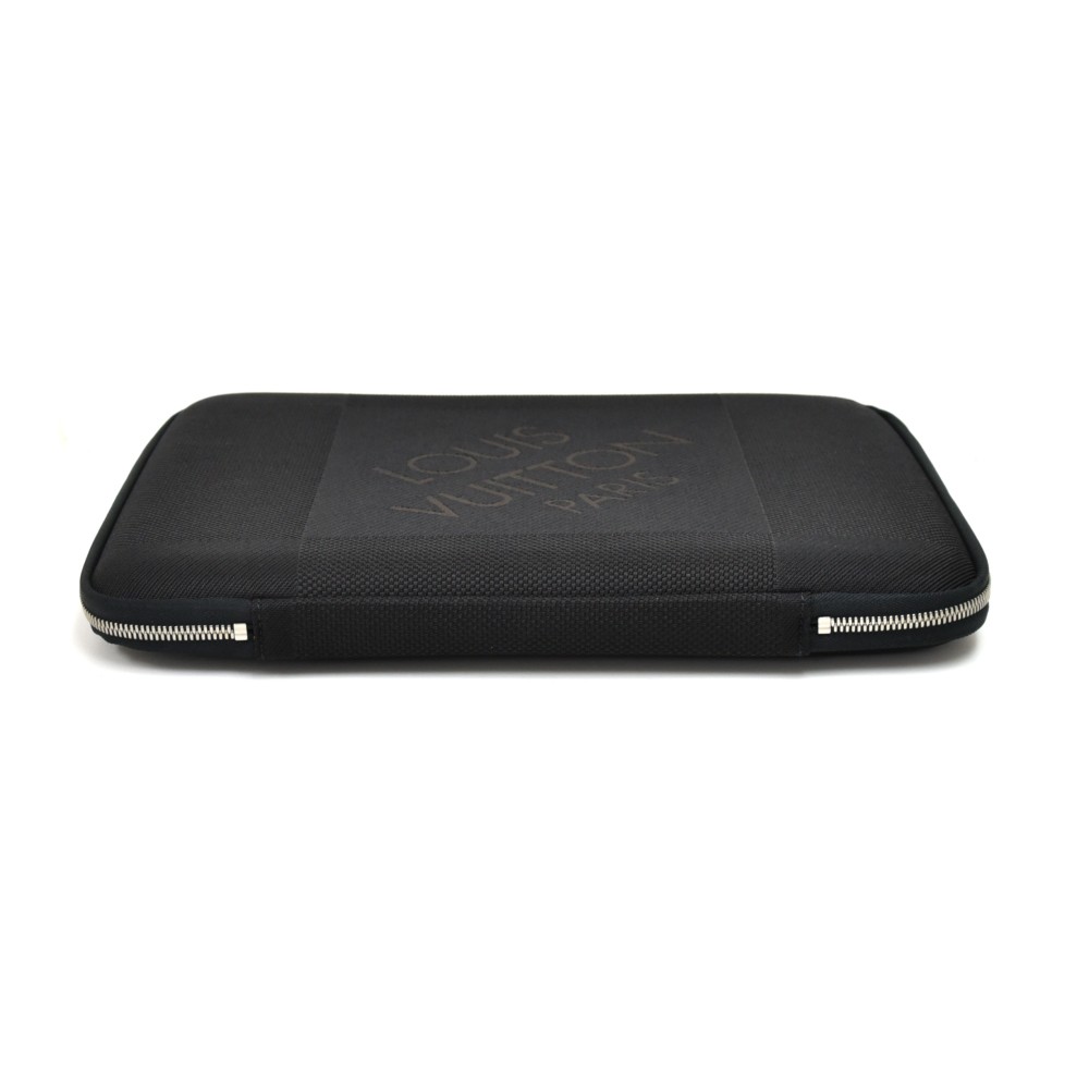 Louis Vuitton Laptop Case – BRIK