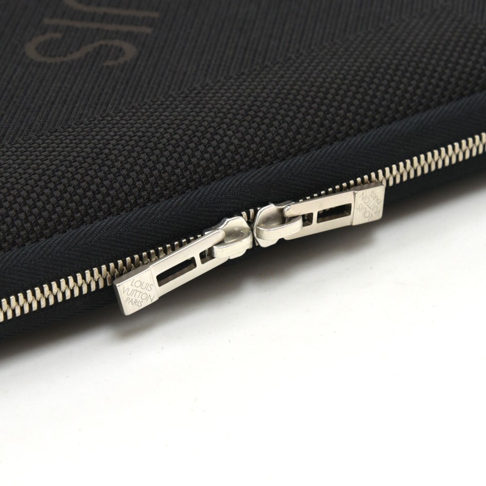 Louis Vuitton Louis Vuitton Black Damier Geant Padded 13 Laptop Case