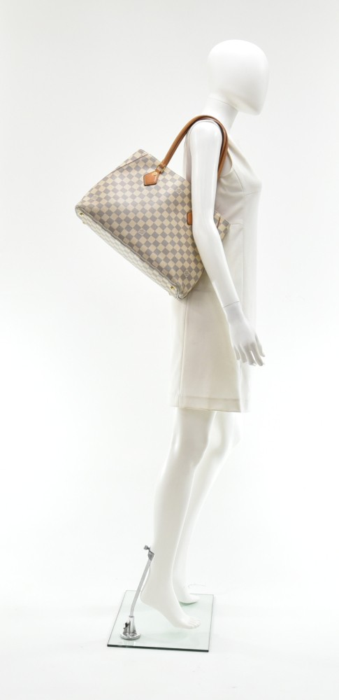 Louis Vuitton Calvi Handbag Damier White 1776791