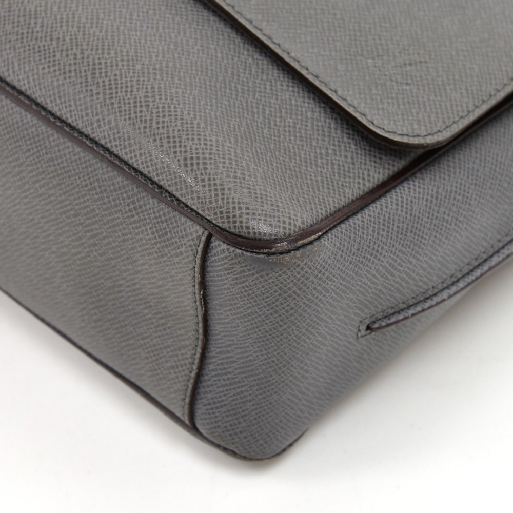 ) Authentic Louis Vuitton EPI Leather Grey Gris Gori M30237 Messenger  Bag