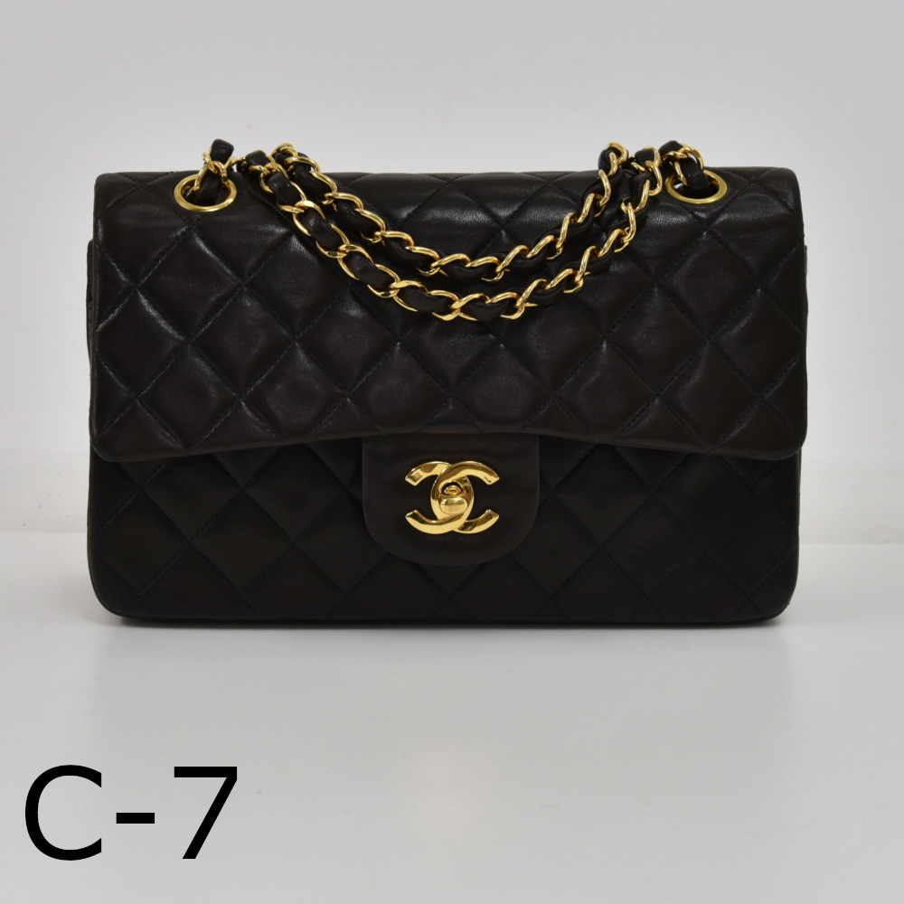 Chanel C-7 Chanel Classic 9