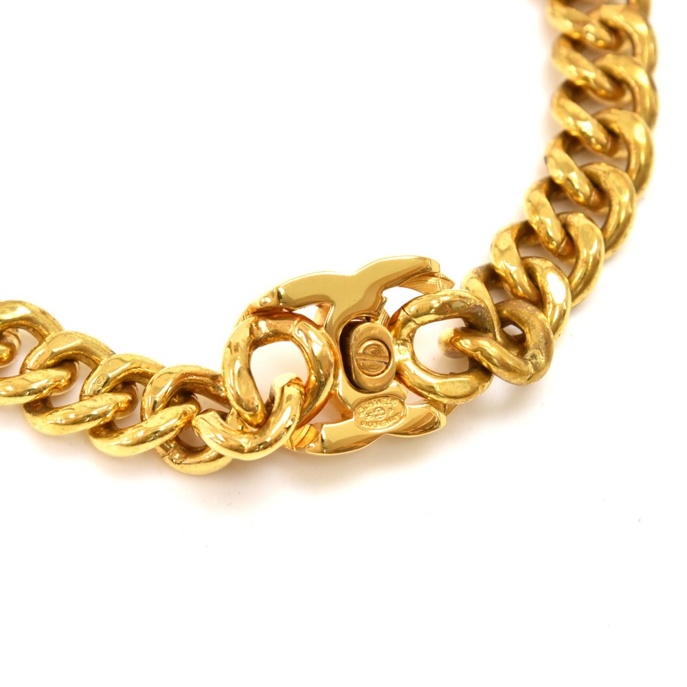 Chanel Vintage Chanel Gold-tone CC Logo Turn-lock Chunky Chain Choker