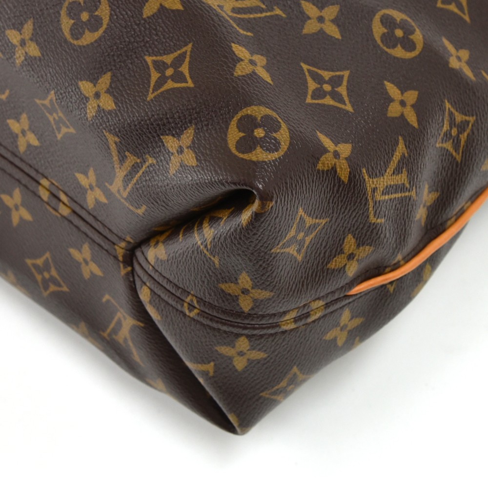 Louis Vuitton Sully #19698 Shoulder Zip Zipper Top Monogram Canvas and  Vachetta Leather Hobo Bag. Hobo bags are hot this…