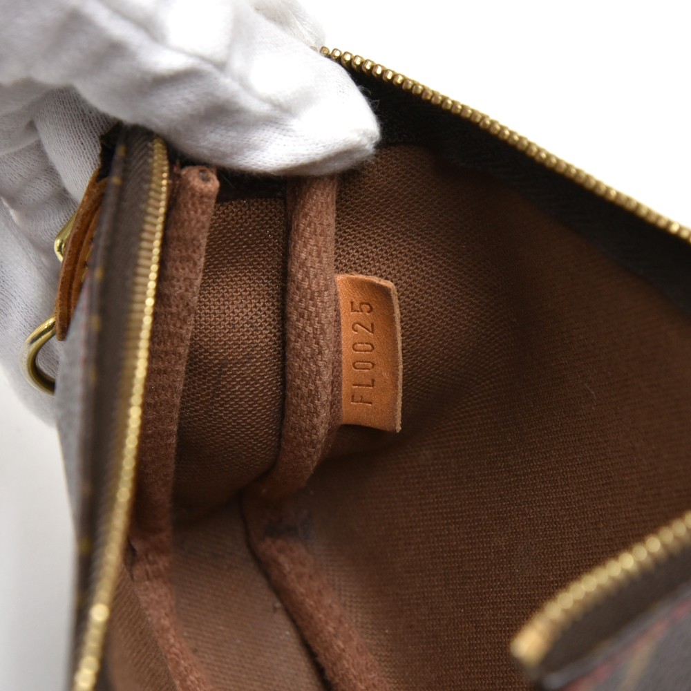 Louis Vuitton x Takashi Murakami Monogram Cerises Cherry Bucket Bag - Brown  Bucket Bags, Handbags - LOU695648