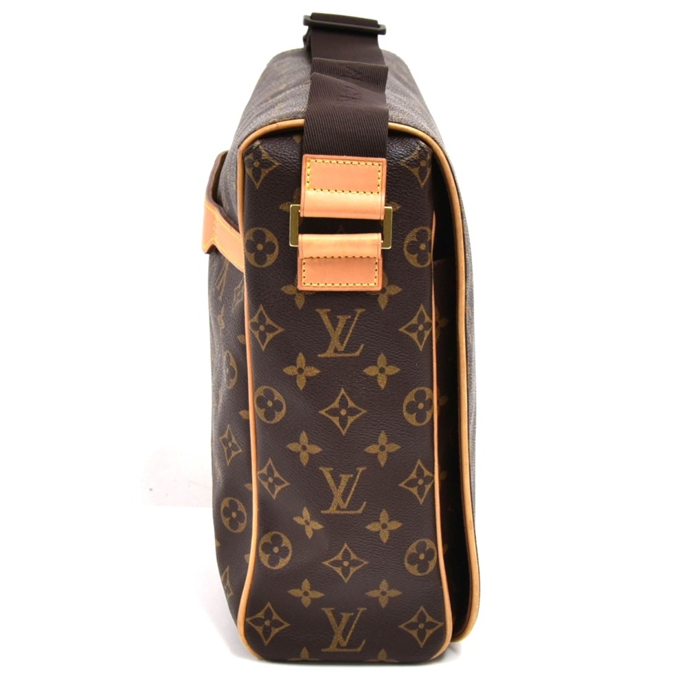 Louis Vuitton Abbesses Shoulder bag 332864