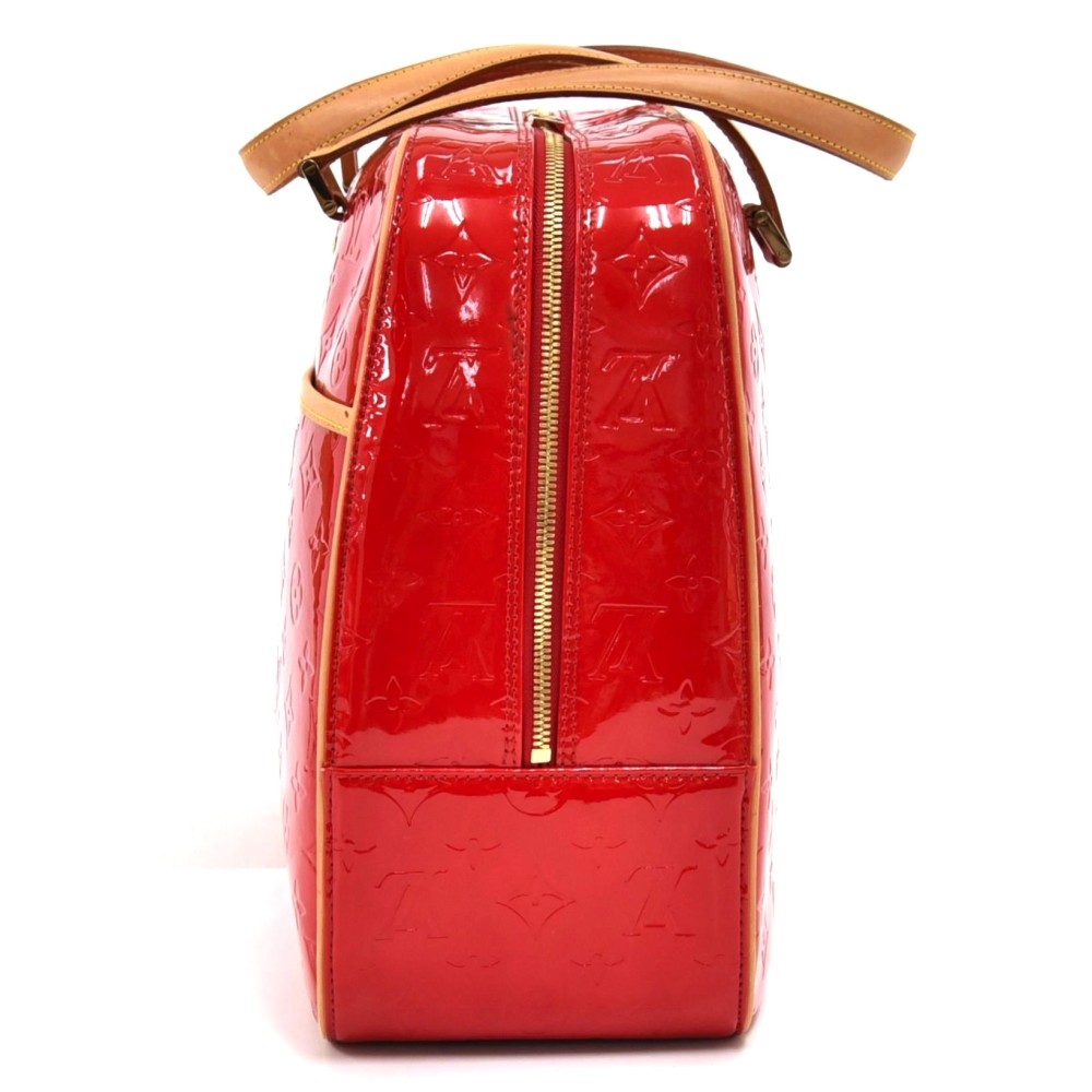 Patent leather handbag Louis Vuitton Red in Patent leather - 18169047