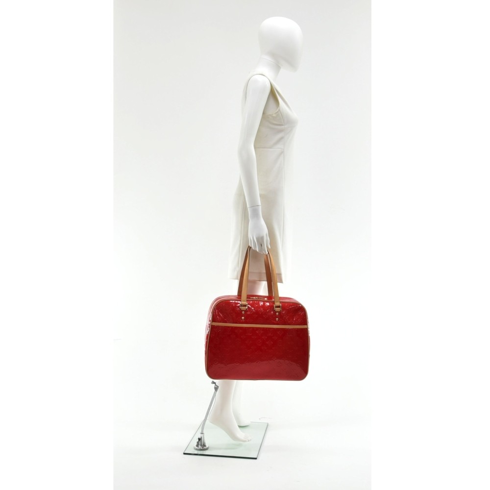 Louis Vuitton Red Monogram Vernis Sutton Bag 6LE857