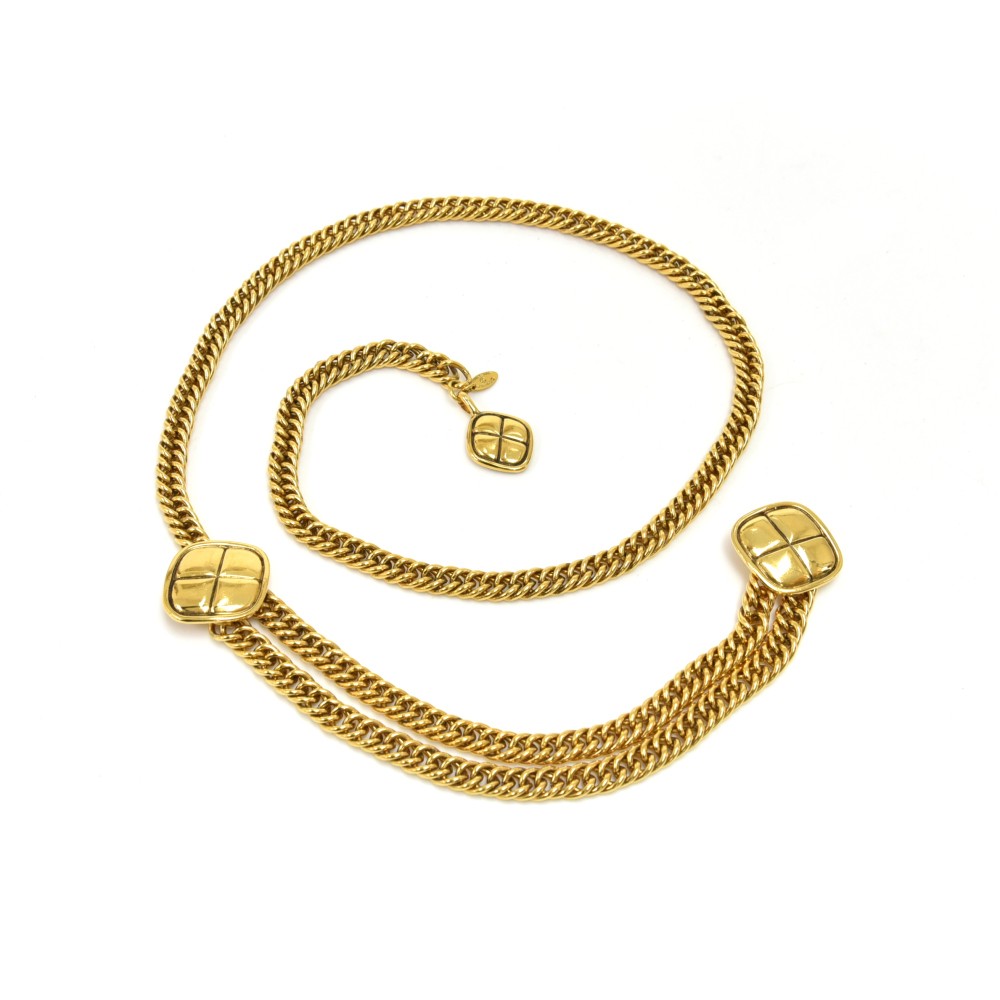 Chanel Vintage Chanel Gold - Tone Diamond Shaped Charms 2 Tiered
