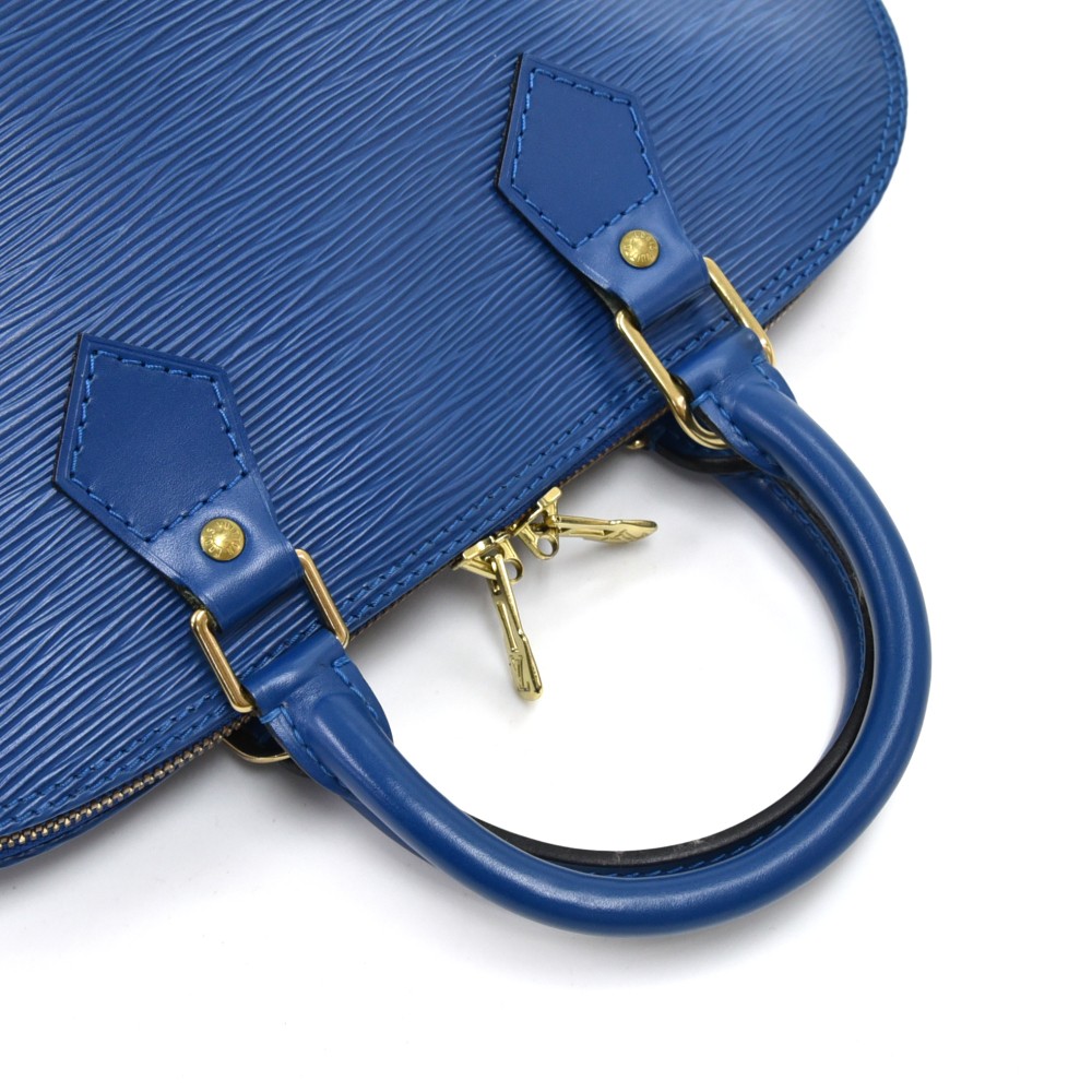 Leather handbag Louis Vuitton Blue in Leather - 31347047
