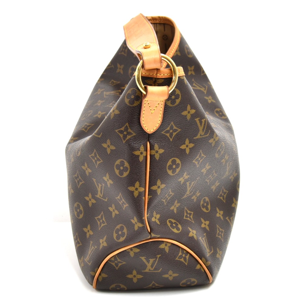 Louis Vuitton Monogram Delightful PM. Hobo bags are always a