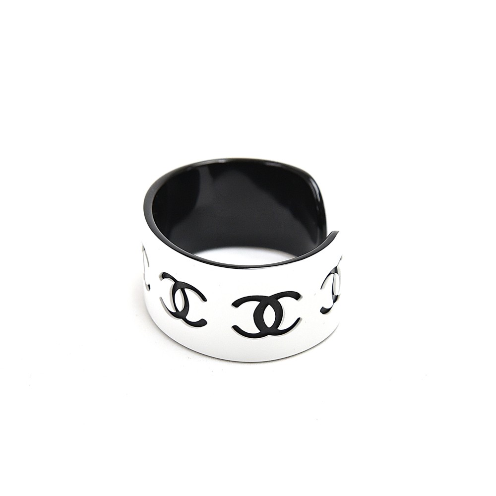 Chanel Chanel White Resin Black CC Logo Narrow Cuff Bracelet-XS